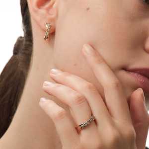 Серьги из золота с бриллиантами природными